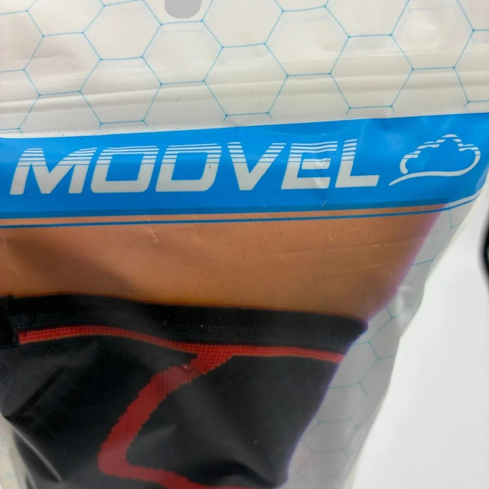 Modvel MV-112 Knee Compression Sleeve Size Large Black Red New